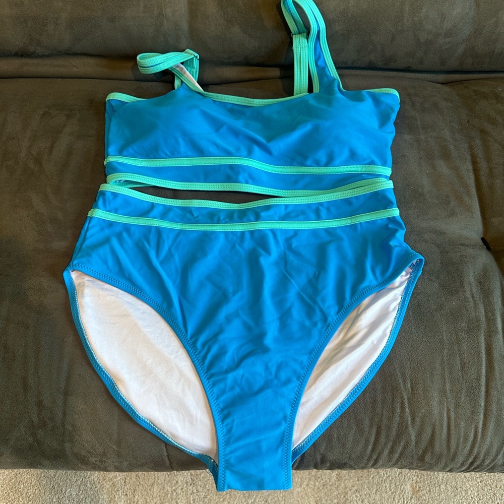 Blooming Jelly Women’s Blue and Green One Piece Swimsuit